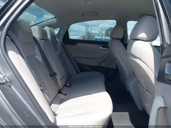 5NPE24AF1KH746408 2019 HYUNDAI SONATA - Image 8