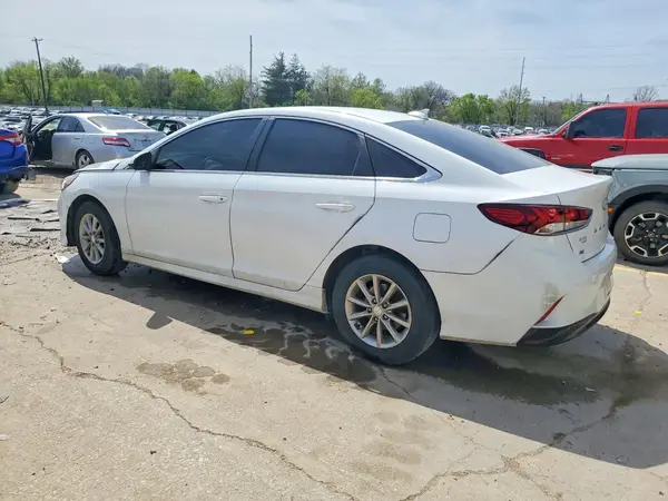 5NPE24AF1KH747574 2019 HYUNDAI SONATA - Image 2