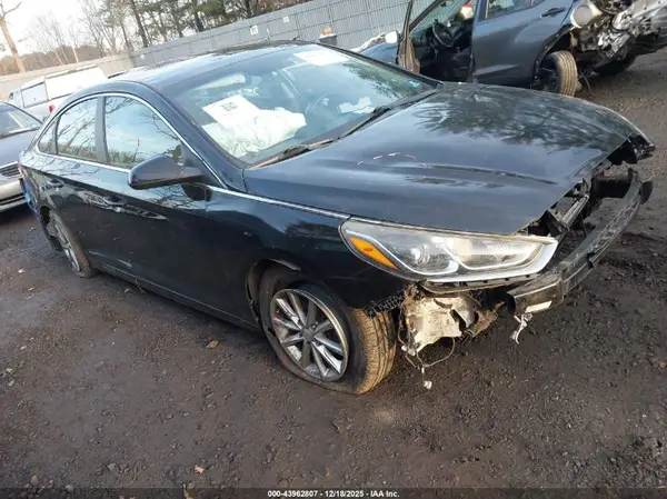 5NPE24AF1KH750474 2019 HYUNDAI SONATA - Image 1