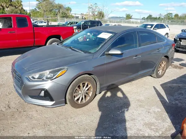 5NPE24AF1KH752578 2019 HYUNDAI SONATA - Image 2