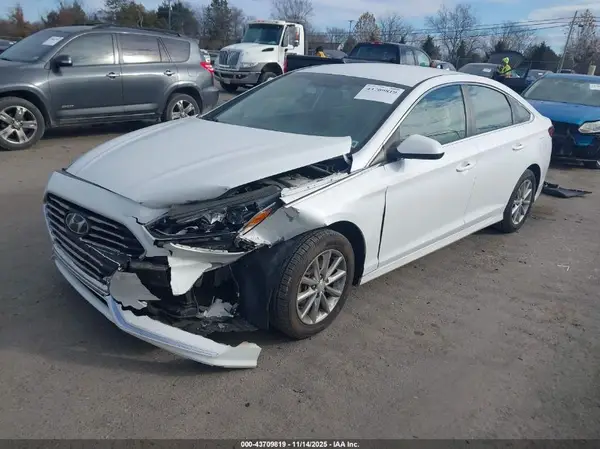 5NPE24AF1KH757098 2019 HYUNDAI SONATA - Image 2