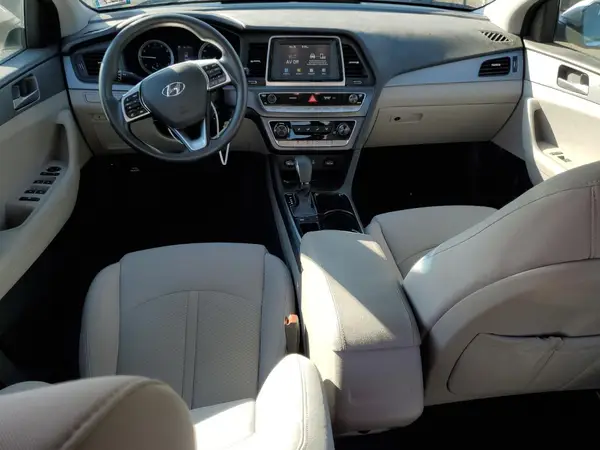 5NPE24AF1KH757411 2019 HYUNDAI SONATA - Image 8