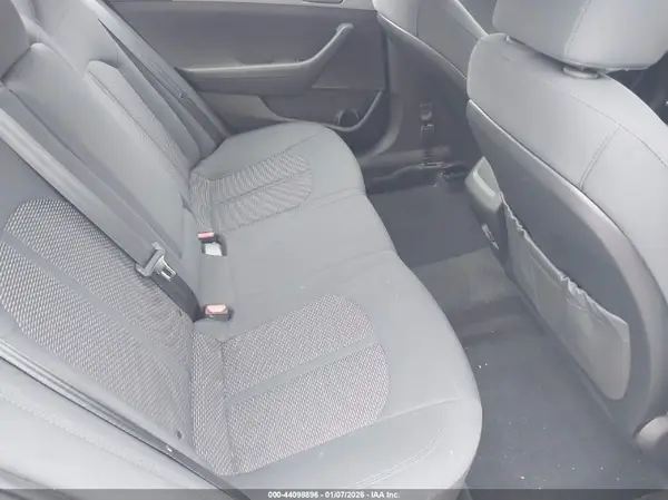 5NPE24AF1KH760700 2019 HYUNDAI SONATA - Image 8