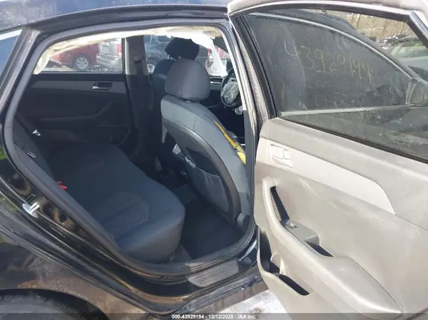 5NPE24AF1KH760941 2019 HYUNDAI SONATA - Image 8