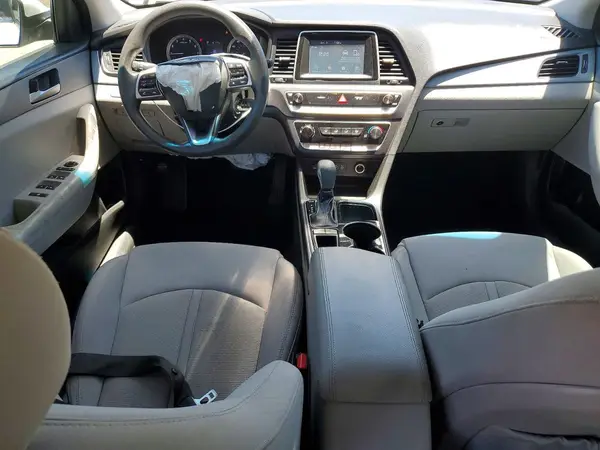 5NPE24AF1KH770188 2019 HYUNDAI SONATA - Image 8