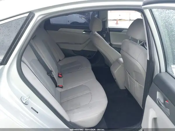 5NPE24AF1KH773673 2019 HYUNDAI SONATA - Image 8