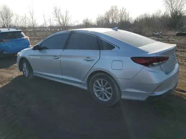 5NPE24AF1KH779649 2019 HYUNDAI SONATA - Image 2
