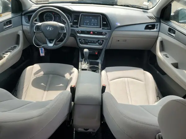 5NPE24AF1KH780395 2019 HYUNDAI SONATA - Image 8