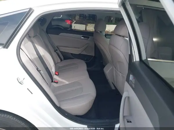 5NPE24AF1KH794071 2019 HYUNDAI SONATA - Image 8