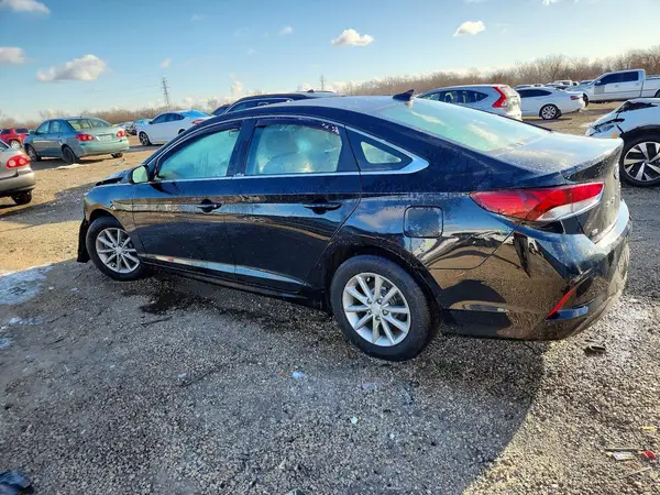 5NPE24AF1KH795320 2019 HYUNDAI SONATA - Image 2