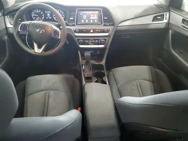 5NPE24AF1KH795365 2019 HYUNDAI SONATA - Image 8