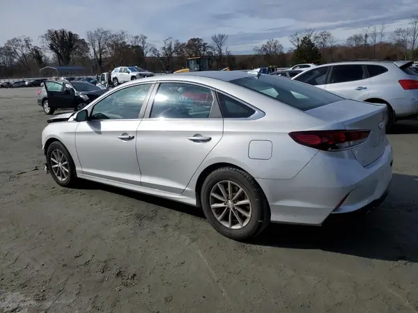 5NPE24AF1KH796290 2019 HYUNDAI SONATA - Image 2