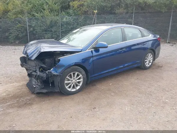 5NPE24AF1KH796435 2019 HYUNDAI SONATA - Image 2