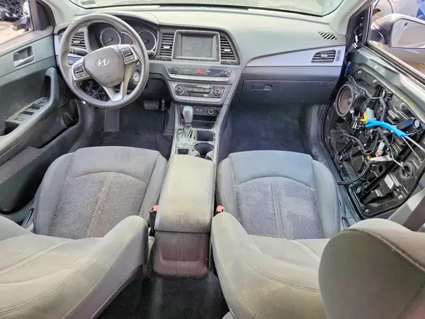 5NPE24AF1KH807028 2019 HYUNDAI SONATA - Image 8