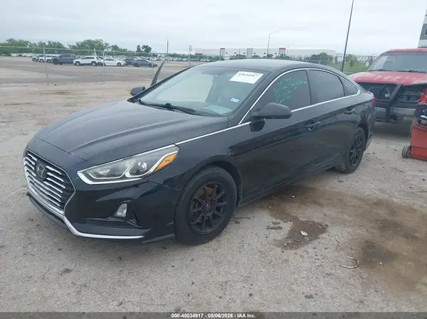 5NPE24AF1KH820037 2019 HYUNDAI SONATA - Image 2