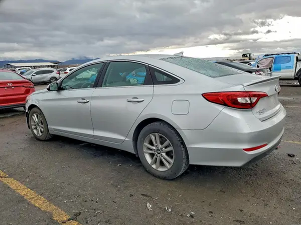 5NPE24AF2GH258124 2016 HYUNDAI SONATA - Image 2