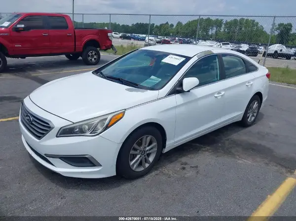 5NPE24AF2GH260620 2016 HYUNDAI SONATA - Image 2