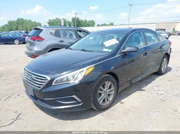 5NPE24AF2GH260679 2016 HYUNDAI SONATA - Image 2