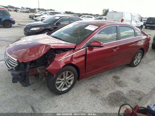 5NPE24AF2GH261329 2016 HYUNDAI SONATA - Image 2
