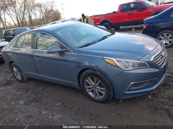 5NPE24AF2GH263565 2016 HYUNDAI SONATA - Image 1