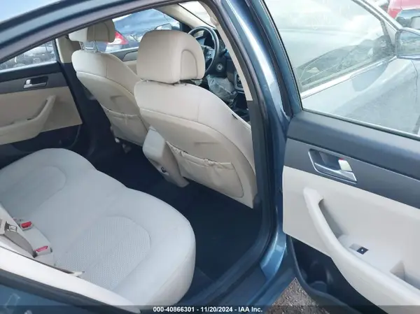 5NPE24AF2GH263565 2016 HYUNDAI SONATA - Image 8