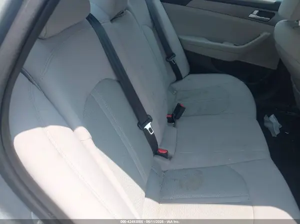 5NPE24AF2GH264733 2016 HYUNDAI SONATA - Image 8