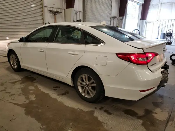 5NPE24AF2GH264943 2016 HYUNDAI SONATA - Image 2