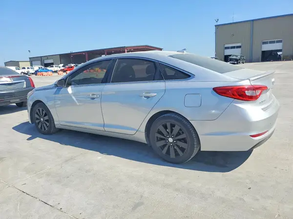 5NPE24AF2GH265493 2016 HYUNDAI SONATA - Image 2