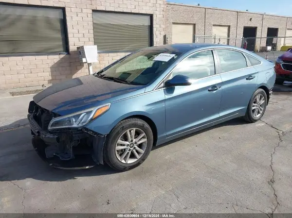 5NPE24AF2GH269253 2016 HYUNDAI SONATA - Image 2