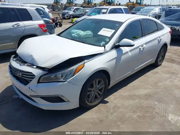 5NPE24AF2GH270130 2016 HYUNDAI SONATA - Image 2