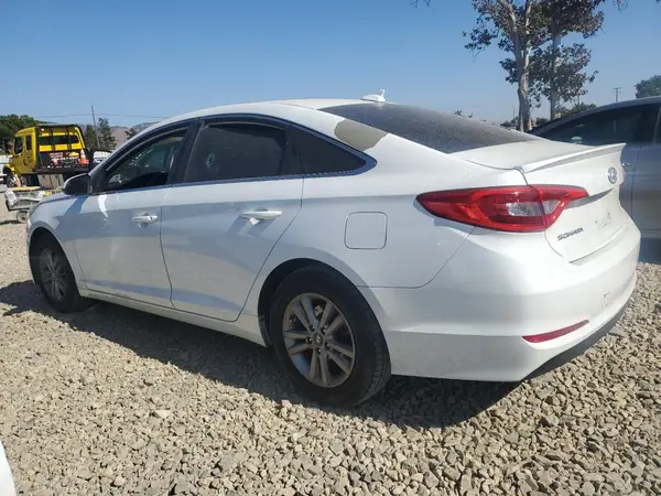 5NPE24AF2GH271097 2016 HYUNDAI SONATA - Image 2