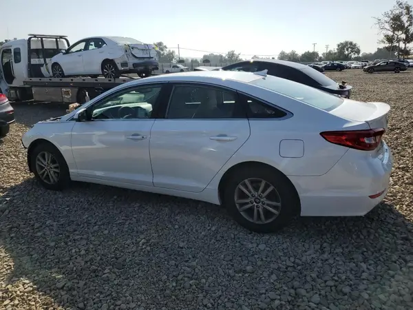 5NPE24AF2GH274985 2016 HYUNDAI SONATA - Image 2