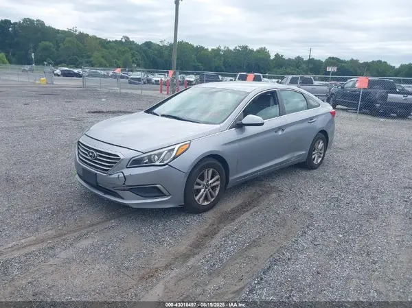 5NPE24AF2GH280706 2016 HYUNDAI SONATA - Image 2