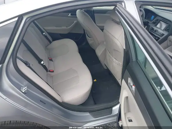5NPE24AF2GH280706 2016 HYUNDAI SONATA - Image 8
