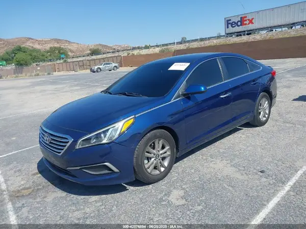 5NPE24AF2GH285548 2016 HYUNDAI SONATA - Image 2