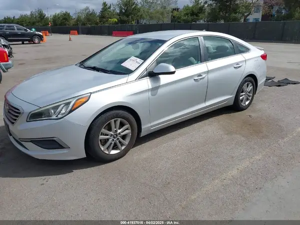 5NPE24AF2GH290569 2016 HYUNDAI SONATA - Image 2