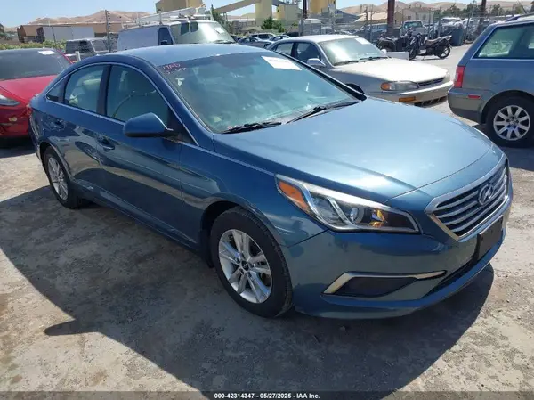 5NPE24AF2GH290815 2016 HYUNDAI SONATA - Image 1