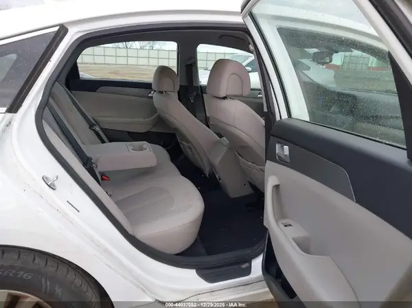 5NPE24AF2GH294508 2016 HYUNDAI SONATA - Image 8
