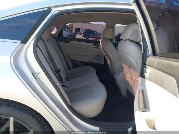 5NPE24AF2GH295271 2016 HYUNDAI SONATA - Image 8