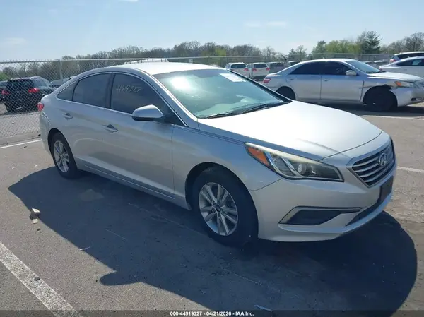 5NPE24AF2GH296534 2016 HYUNDAI SONATA - Image 1