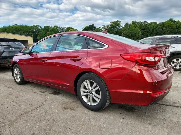 5NPE24AF2GH301571 2016 HYUNDAI SONATA - Image 2