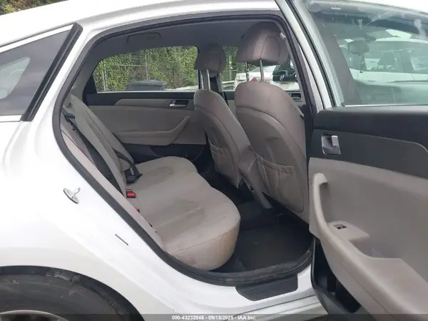 5NPE24AF2GH302221 2016 HYUNDAI SONATA - Image 8