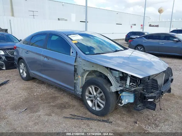 5NPE24AF2GH302879 2016 HYUNDAI SONATA - Image 1