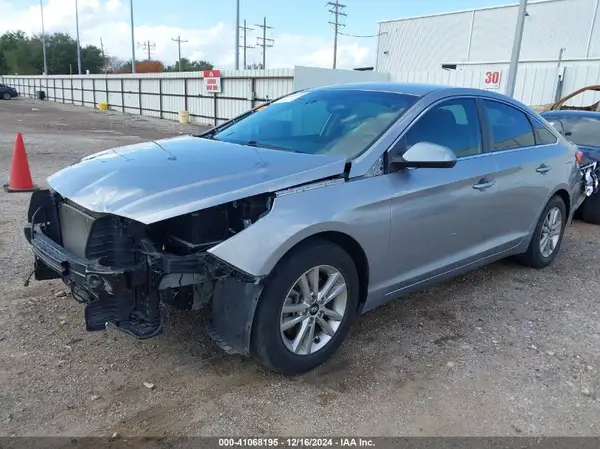 5NPE24AF2GH302879 2016 HYUNDAI SONATA - Image 2