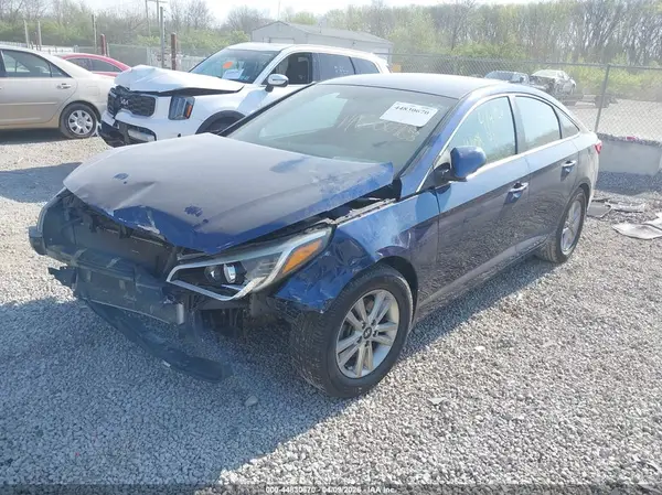 5NPE24AF2GH306270 2016 HYUNDAI SONATA - Image 2