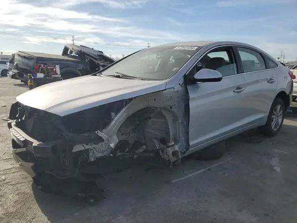 5NPE24AF2GH307144 2016 HYUNDAI SONATA - Image 1