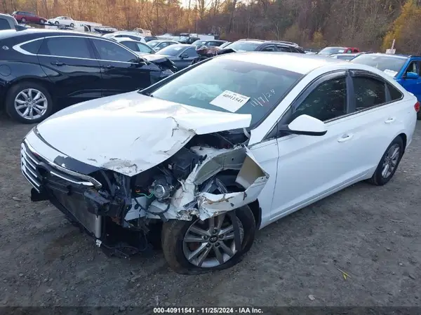 5NPE24AF2GH310450 2016 HYUNDAI SONATA - Image 2