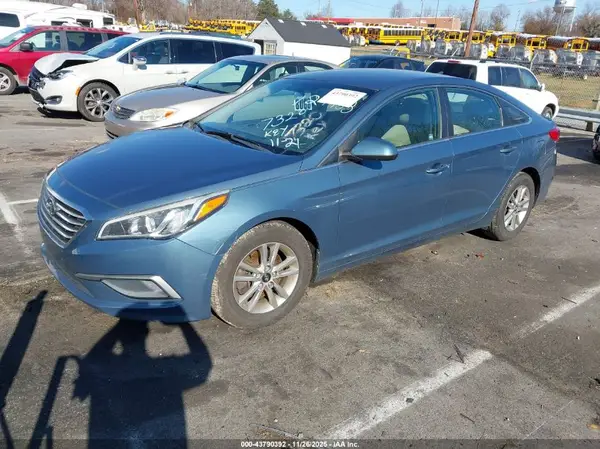 5NPE24AF2GH317320 2016 HYUNDAI SONATA - Image 2