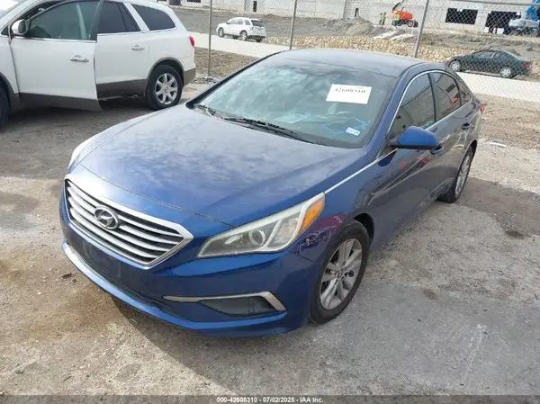 5NPE24AF2GH318709 2016 HYUNDAI SONATA - Image 2