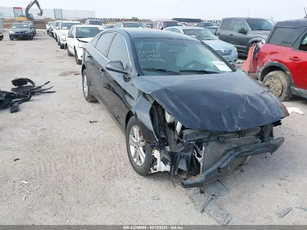 5NPE24AF2GH320959 2016 HYUNDAI SONATA - Image 1